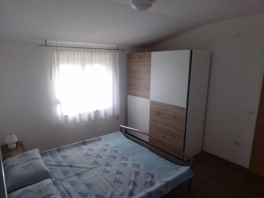 Tomek Apartment Vir Exteriér fotografie